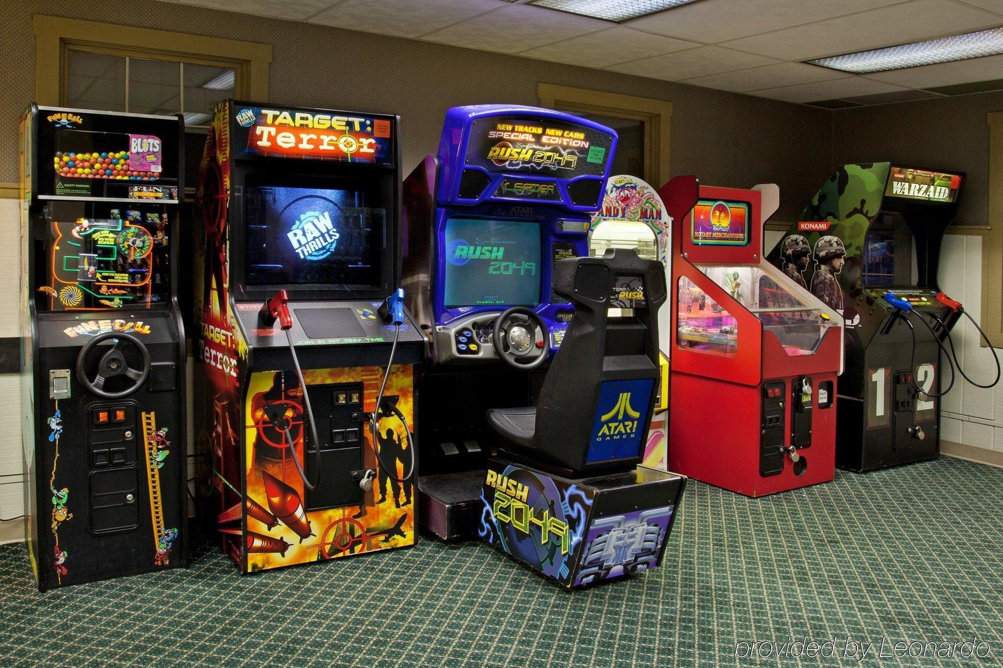 Ramada By Wyndham Uniontown Hotel Facilities photo